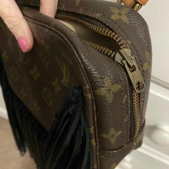 Louis Vuitton Boho Revamped Fringe Crossbody - Picture 8 of 12